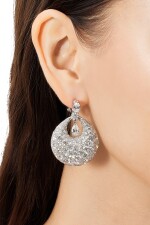 'Bombé Classic' Pair of Diamond Earrings | 格拉夫|  'Bombé Classic' 鑽石 耳墜一對