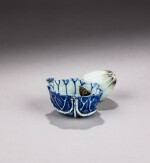 A blue and white ‘lotus’ washer and water dropper, Qing dynasty, 17th century | 清十七世紀 青花荷葉式洗水滴