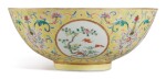 A YELLOW-GROUND FAMILLE-ROSE 'MEDALLION' BOWL, REPUBLIC PERIOD