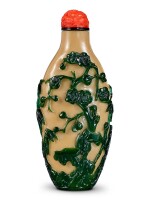 A green overlay ochre glass 'Three Friends of Winter' snuff bottle Qing dynasty, 18th – 19th century | 清十八至十九世紀 藕地套綠料歲寒三友鼻煙壺