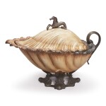 A PAINTED TOLE PURDONIUM OF CONCH SHELL-FORM, 19TH CENTURY