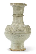 A MOULDED QINGBAI GLAZED VASE  | SONG DYNASTY 
