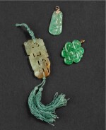 Ensemble de trois pendentifs sculptés en jade et en jadéite XIXE-XXE siècle | 十九至二十世紀 玉珮 一組三件 | A group of three céladon jade and jadeite pendants, 19th-20th century