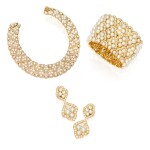 SUITE OF CULTURED PEARL AND DIAMOND JEWELS, VAN CLEEF & ARPELS, FRANCE | 養殖珍珠配鑽石首飾套裝，梵克雅寶