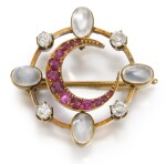 A jewelled gold brooch, Moscow, early 20th century