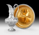 A silver ewer and basin within fitted case, JBG Odiot, Paris, 1869 | Aiguière et son bassin en argent dans son coffret par JBG Odiot, Paris, 1869