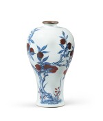A rare blue and white and underglazed-red 'peach' meiping Qing dynasty, Kangxi period | 清康熙 青花釉裏紅壽桃紋梅瓶