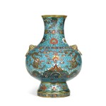 A large cloisonné enamel Hu-form vase, Ming dynasty, 17th century |  明十七世紀 掐絲琺瑯雲龍戲珠紋雙獸活環耳壺