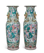  A PAIR OF MONUMENTAL CHINESE CANTON FAMILLE-ROSE VASES,   QING DYNASTY, 19TH CENTURY 