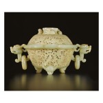 A RETICULATED CELADON JADE CENSER AND COVER, QING DYNASTY, 18TH / 19TH CENTURY